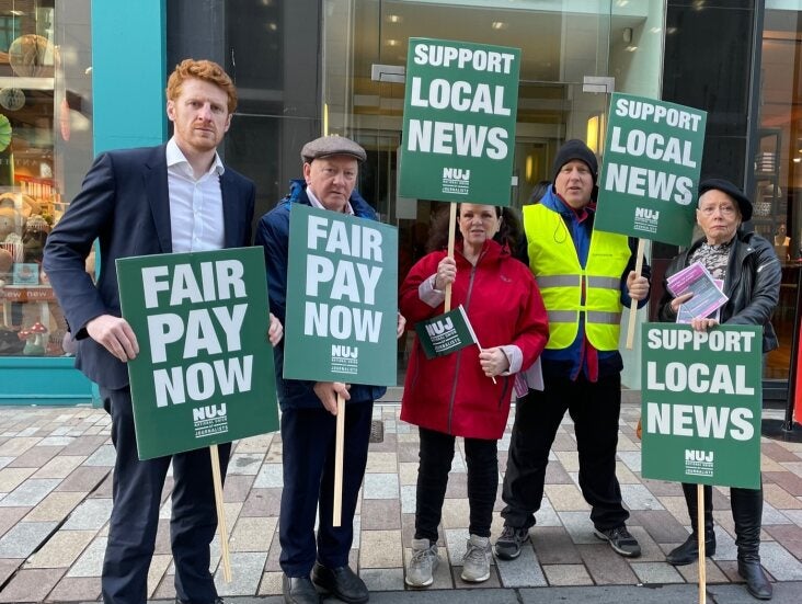 National World NUJ members on strike picket in Sheffield. Picture: NUJ