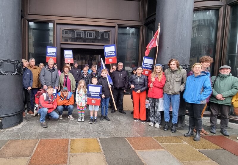 National World NUJ members on strike picket on George Street in Edinburgh. Picture: Nick McGowan-Lowe